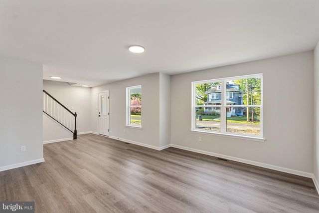 212 LOTUS AVE, Voorhees, NJ 08043