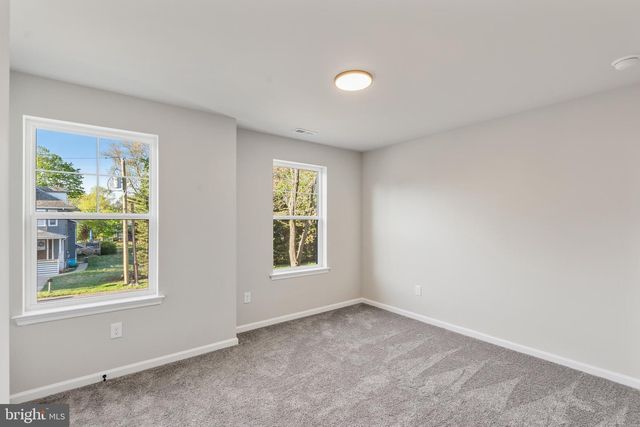 212 LOTUS AVE, Voorhees, NJ 08043