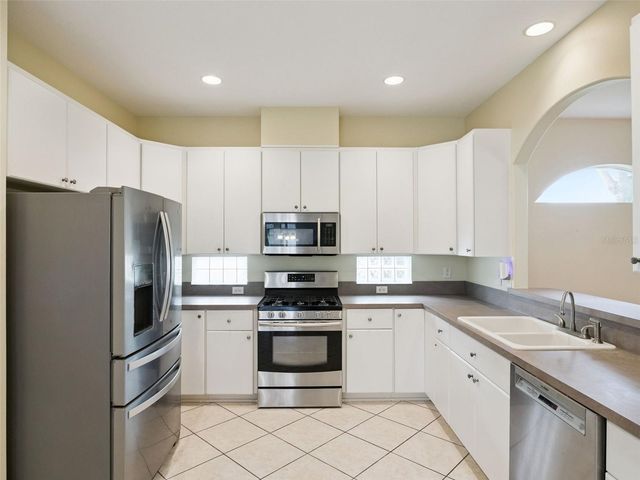 5545 SQUIRES DRIVE, Leesburg, FL 34748