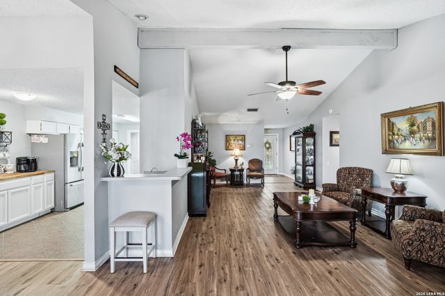 3729 Hunters Glen, Schertz, TX 78108