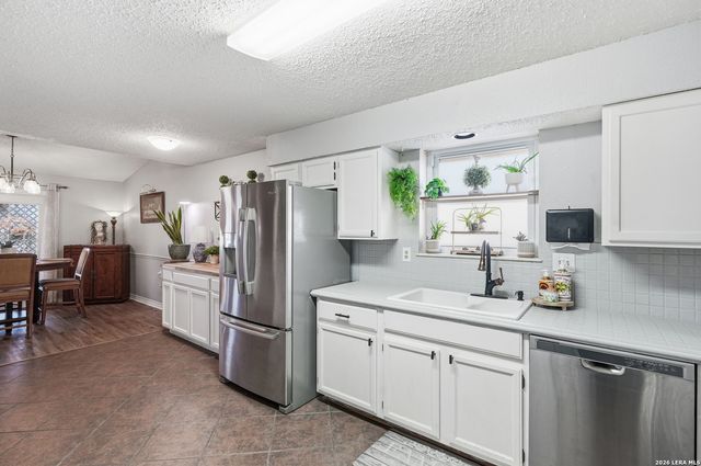 3729 Hunters Glen, Schertz, TX 78108