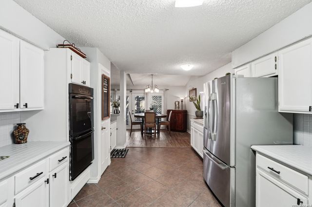 3729 Hunters Glen, Schertz, TX 78108