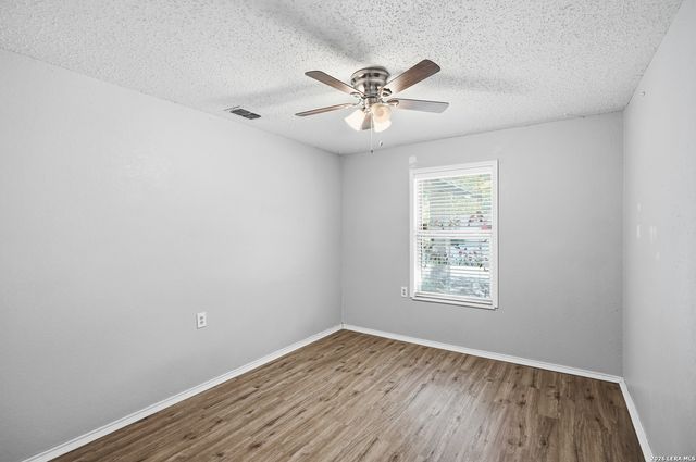 3729 Hunters Glen, Schertz, TX 78108