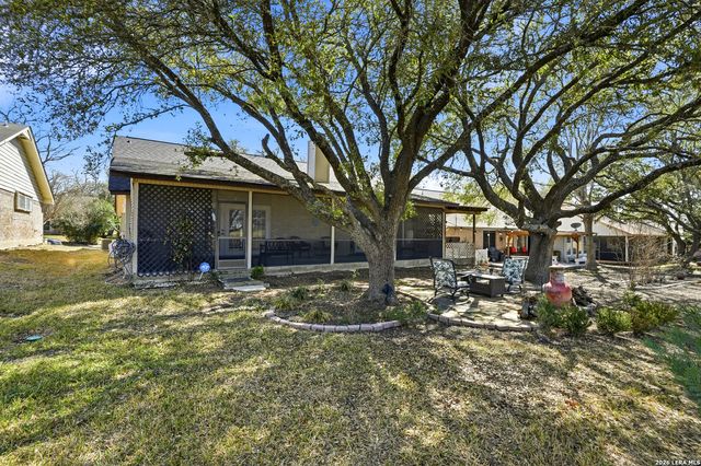 3729 Hunters Glen, Schertz, TX 78108