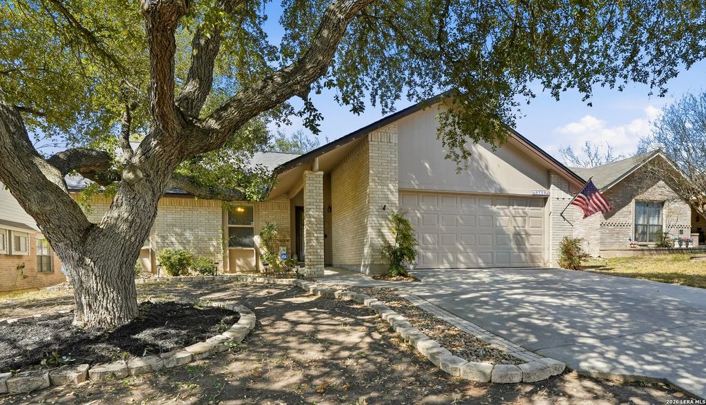 3729 Hunters Glen, Schertz, TX 78108