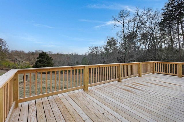 8635 Brenda Drive, Harrison, TN 37341