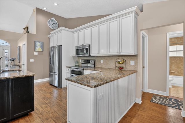 12838 72nd Court N, The Acreage, FL 33412