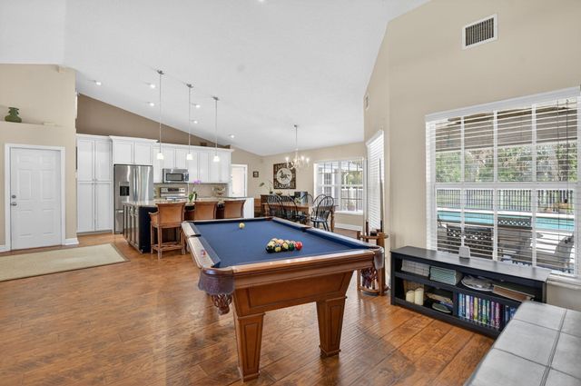 12838 72nd Court N, The Acreage, FL 33412