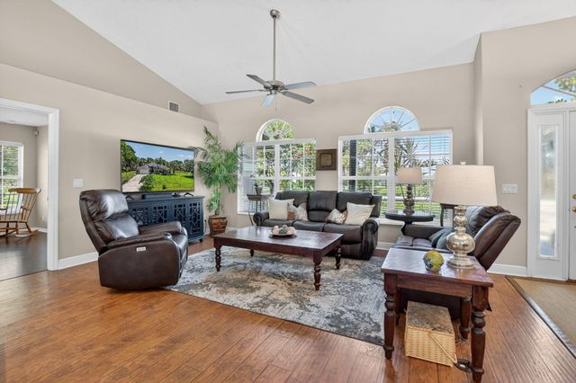 12838 72nd Court N, The Acreage, FL 33412