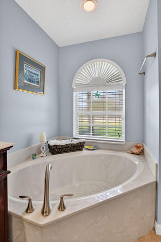 12838 72nd Court N, The Acreage, FL 33412