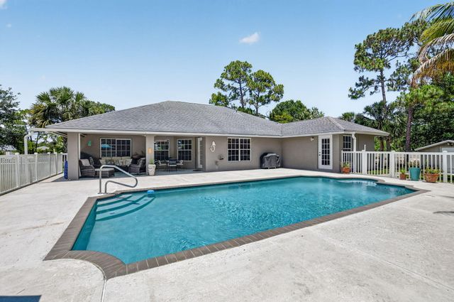 12838 72nd Court N, The Acreage, FL 33412