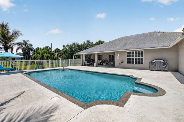 12838 72nd Court N, The Acreage, FL 33412