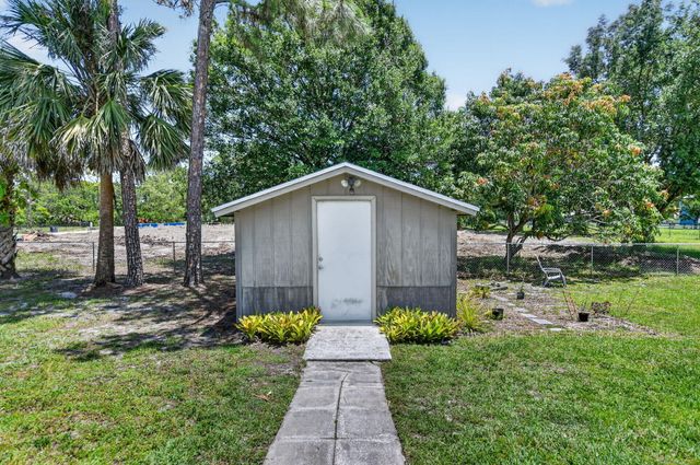 12838 72nd Court N, The Acreage, FL 33412