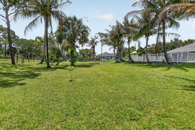 12838 72nd Court N, The Acreage, FL 33412