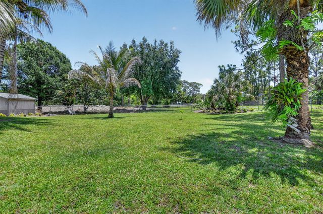 12838 72nd Court N, The Acreage, FL 33412