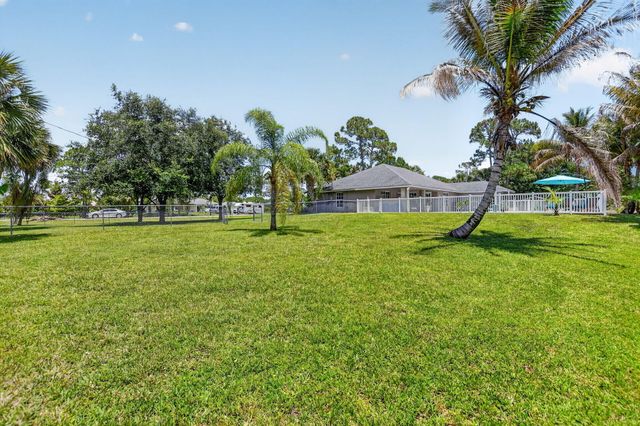 12838 72nd Court N, The Acreage, FL 33412