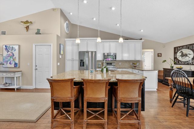 12838 72nd Court N, The Acreage, FL 33412