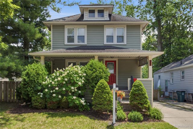 536 E Maplehurst Street, Ferndale, MI 48220