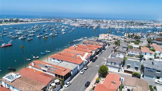 439 Via Lido Soud, Newport Beach, CA 92663