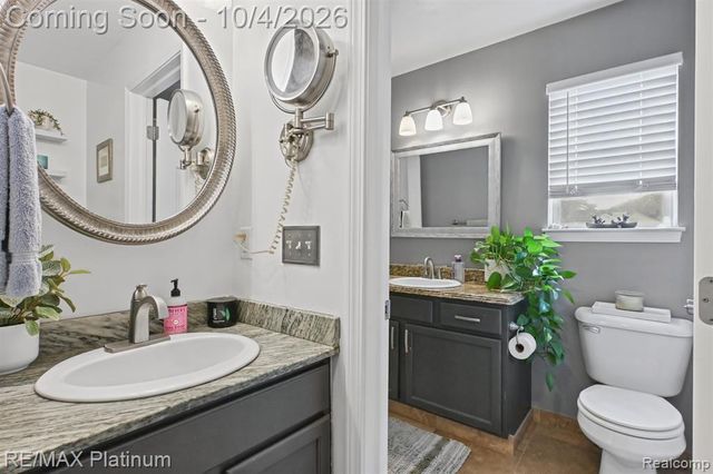 2351 Hickory Circle Drive, Howell, MI 48855