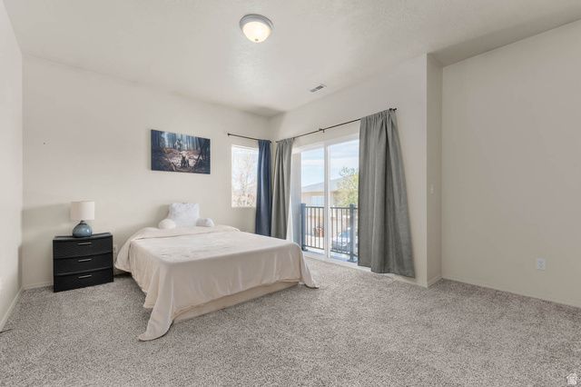 8476 S IVY LN, West Jordan, UT 84081
