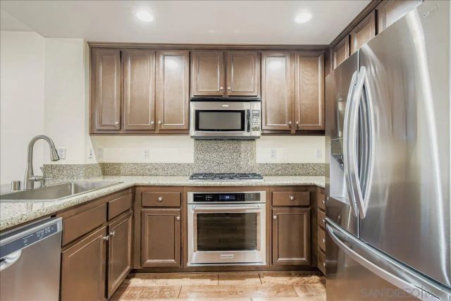 17019 Camino Marcilla 5, San Diego, CA 92127