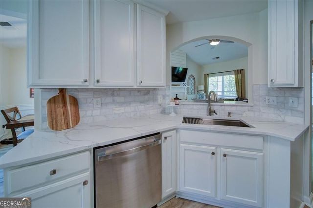 20 Aplomado Lane E, Dawsonville, GA 30534
