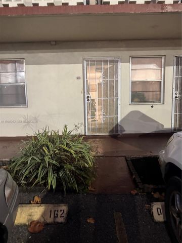 1481 NE Miami Gardens Dr 162, Miami, FL 33179