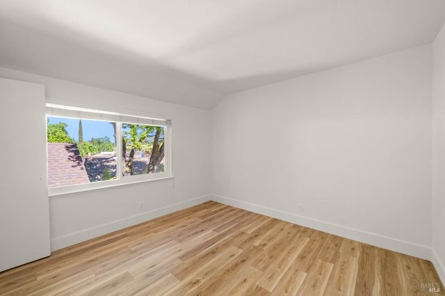 215 Wykoff Dr, Vacaville, CA 95688