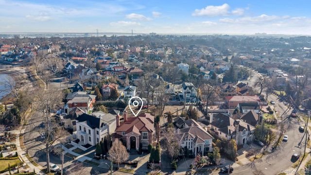 12 Point Crescent, Malba, NY 11357