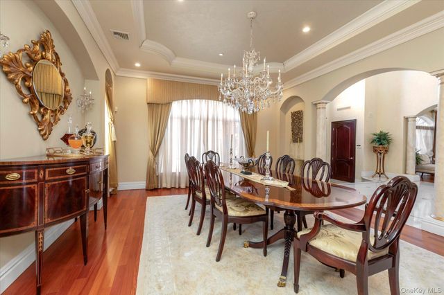 12 Point Crescent, Malba, NY 11357