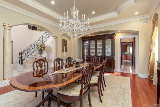 12 Point Crescent, Malba, NY 11357