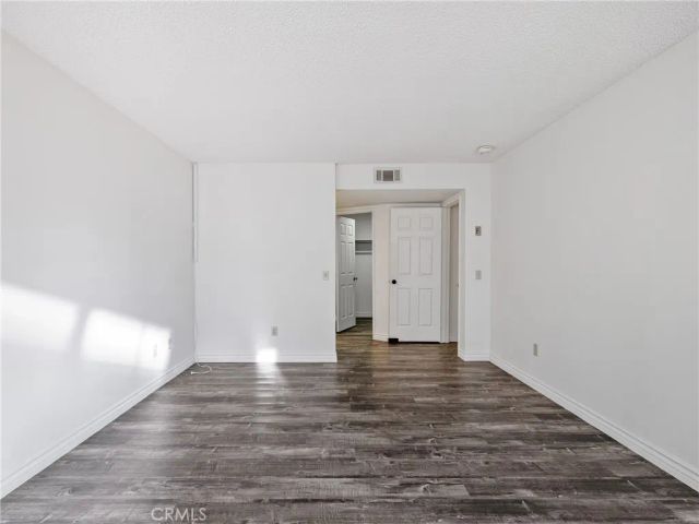 19246 Pine Way, Apple Valley, CA 92308