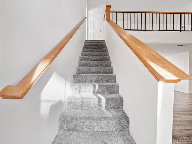 19246 Pine Way, Apple Valley, CA 92308