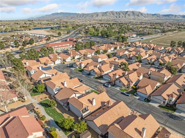 19246 Pine Way, Apple Valley, CA 92308