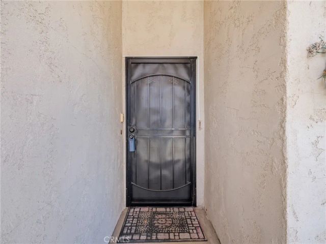 19246 Pine Way, Apple Valley, CA 92308