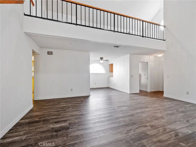 19246 Pine Way, Apple Valley, CA 92308