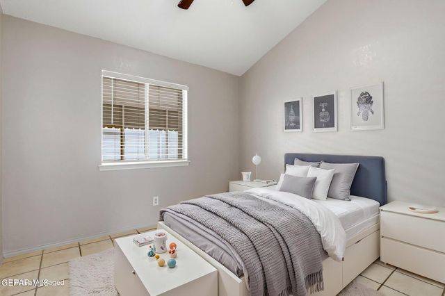 11748 HENRY PHIPPS Drive, El Paso, TX 79936