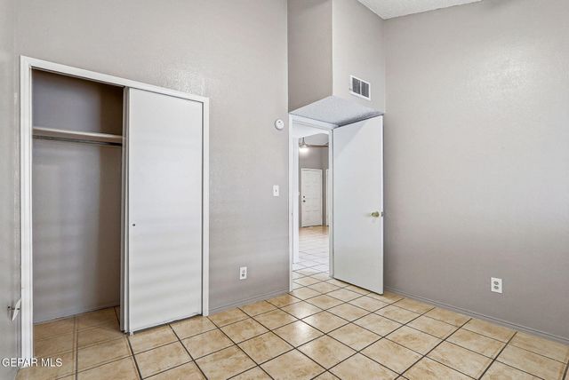 11748 HENRY PHIPPS Drive, El Paso, TX 79936