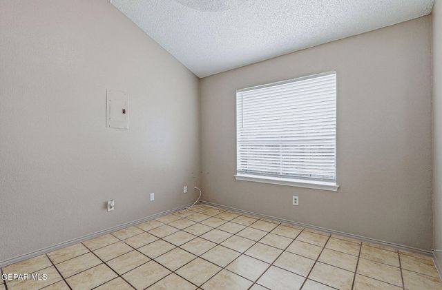 11748 HENRY PHIPPS Drive, El Paso, TX 79936