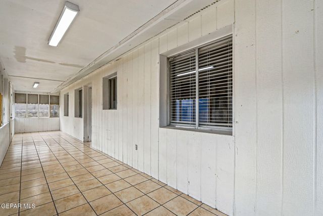 11748 HENRY PHIPPS Drive, El Paso, TX 79936