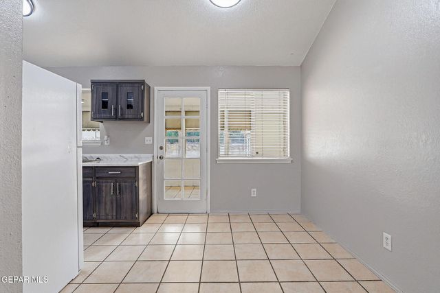 11748 HENRY PHIPPS Drive, El Paso, TX 79936