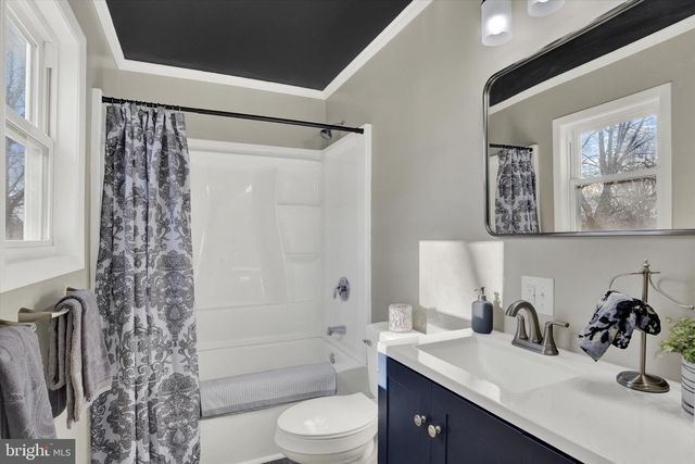 438 N PITT ST, Carlisle, PA 17013