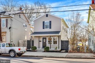 438 N PITT ST, Carlisle, PA 17013