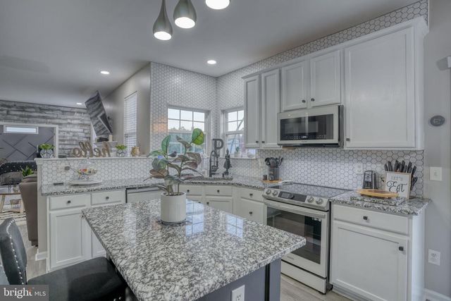 76 BELFRY DR, Felton, DE 19943