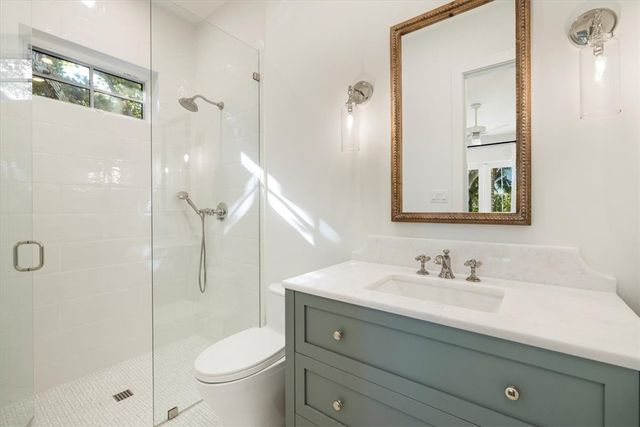 2207 Cove Drive, Vero Beach, FL 32963