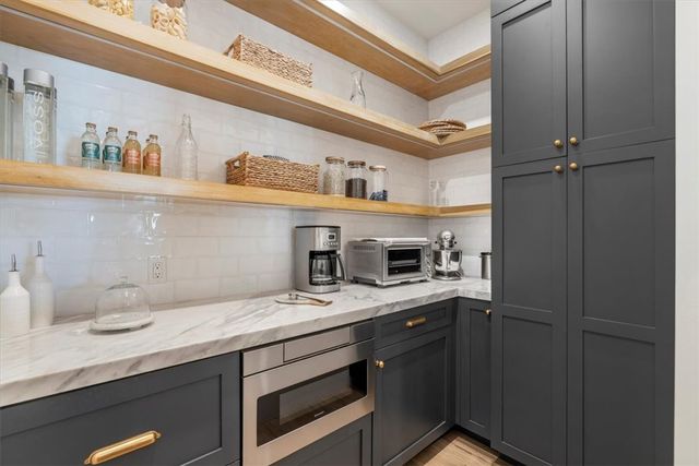 2207 Cove Drive, Vero Beach, FL 32963