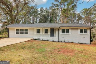 395 Colchester Drive, Stone Mountain, GA 30088