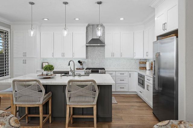 7457 Neptune Drive, Carlsbad, CA 92011