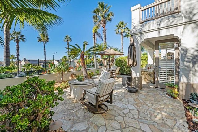 7457 Neptune Drive, Carlsbad, CA 92011